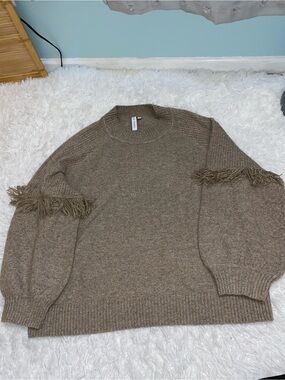 Grace & Karma tan mock turtleneck sweater with fringe woman’s size 3X EUC